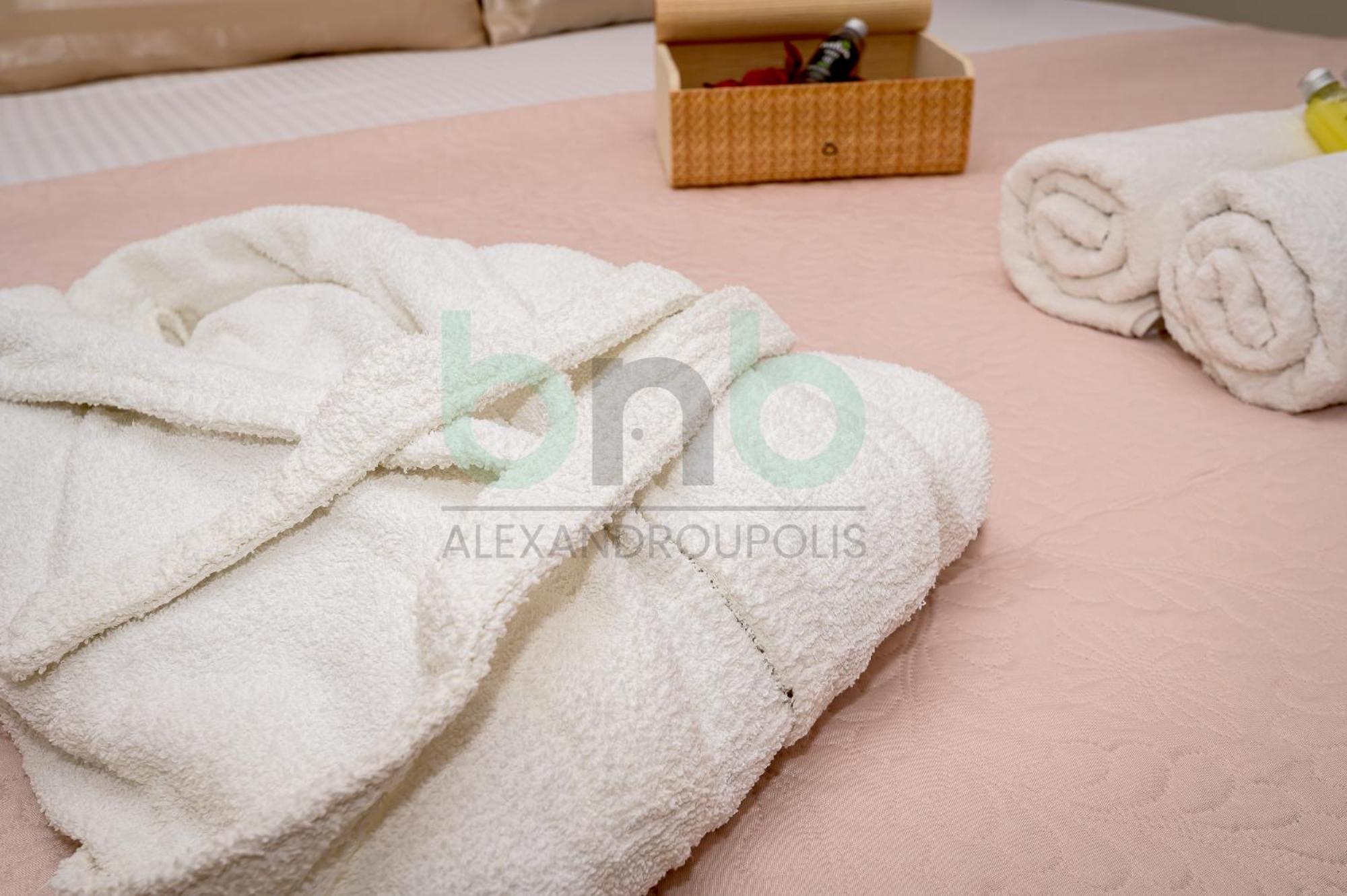 Aqua 2 Bdr Lux Apt Apartment Александруполис Екстериор снимка